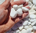 Щебень белый галтованный