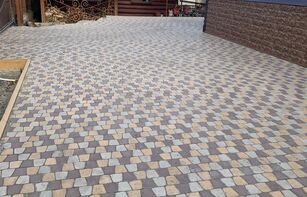 РИМСКИЙ БРУК (ЕВРОПА) ТРАПЕЦИЯ