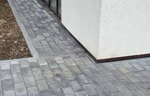 БРУСЧАТКА ГЛАДКАЯ