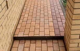 АНТИЧНАЯ БРУСЧАТКА С РОВНОЙ ПОВЕРХНОСТЬЮ