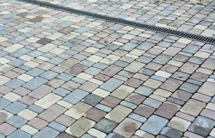 Брук с фактурой камня