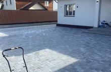 Старые камни тёмно-серый