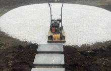 Старые камни тёмно-серый