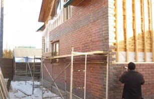 Фасадная термопанель с бетонным рельефным кирпичом